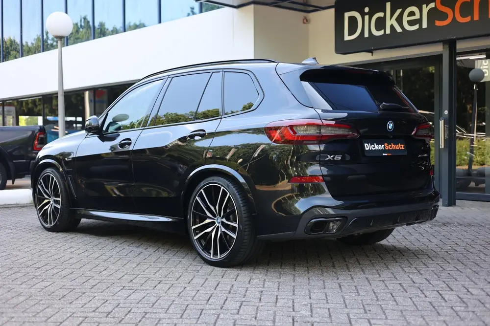 BMW X5 xDrive45e M Sport Panoramadak uit 2022, foto 3