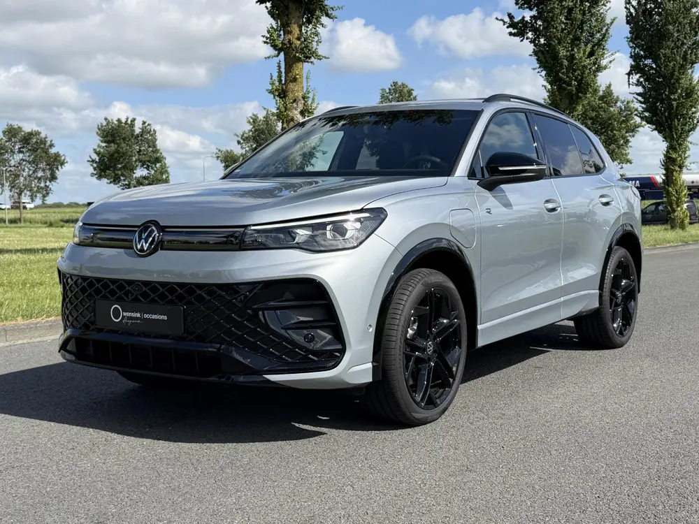 Volkswagen Tiguan 1.5 eHybrid R-Line Edition | Matrix LED | uit 2025, foto 6