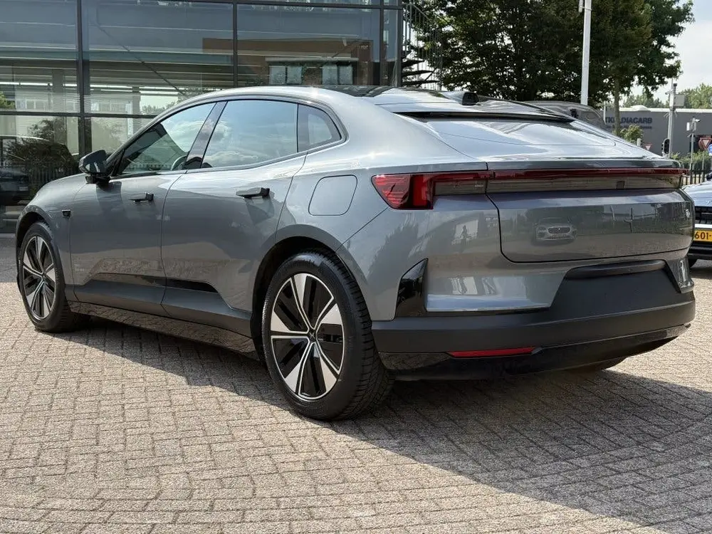 Polestar 4 Long Range Single Motor uit 2024, foto 3