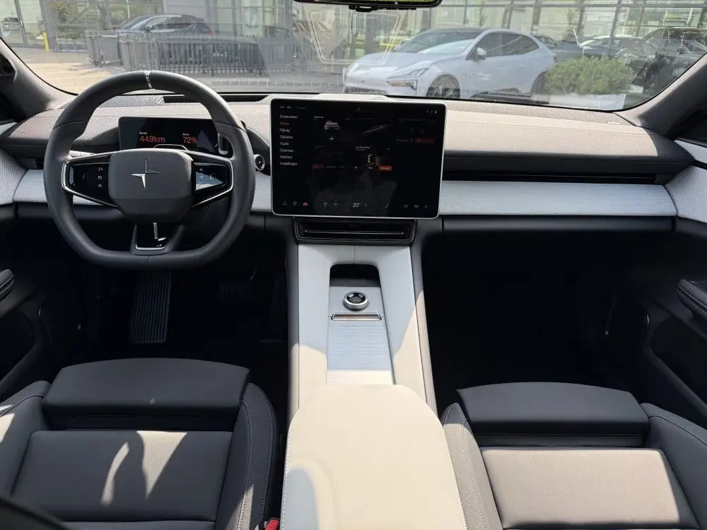 Polestar 4 Long Range Single Motor uit 2024, foto 8
