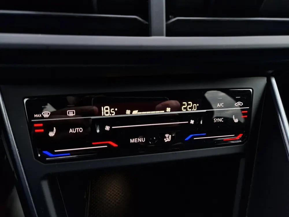 Volkswagen Polo 2.0 TSI GTI DSG /IQ Drive /IQ Light /Drivers uit 2024, foto 19