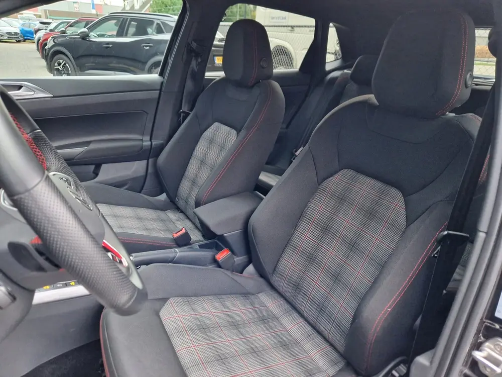 Volkswagen Polo 2.0 TSI GTI DSG /IQ Drive /IQ Light /Drivers uit 2024, foto 7