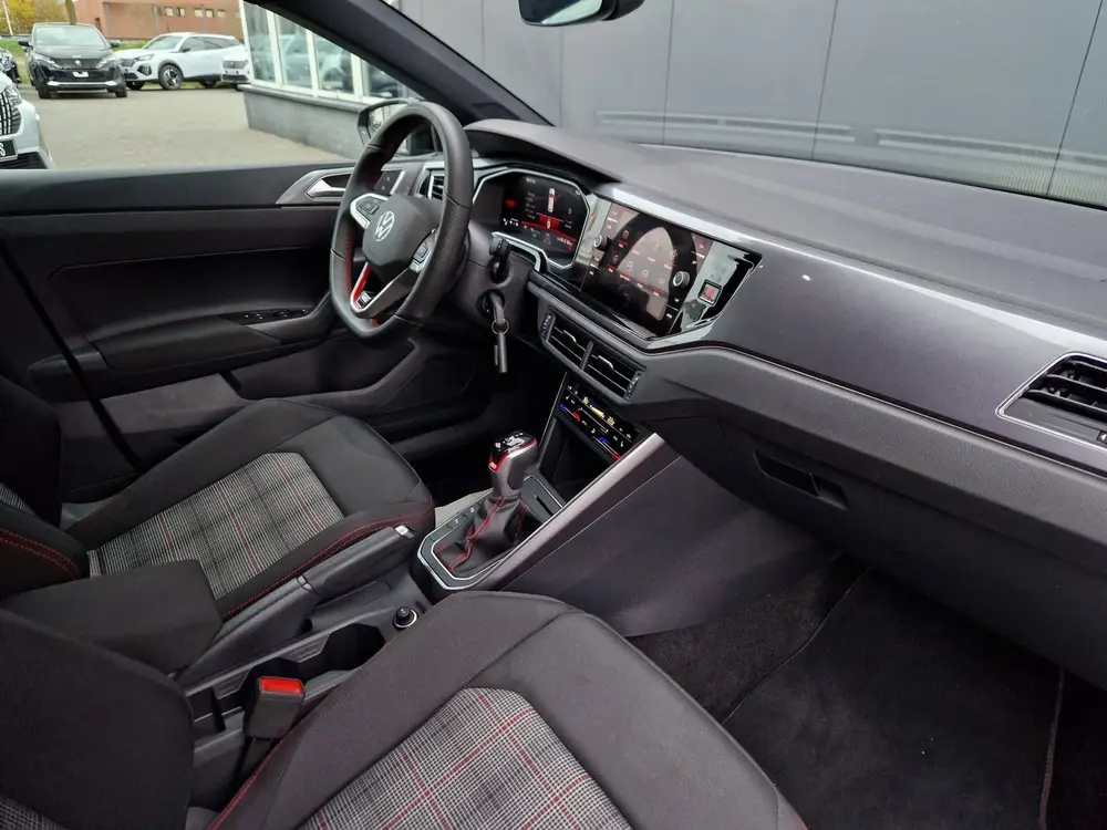 Volkswagen Polo 2.0 TSI GTI DSG /IQ Drive /IQ Light /Drivers uit 2024, foto 8