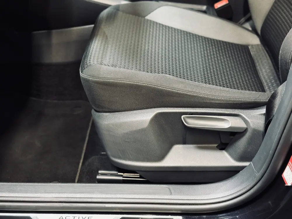 Volkswagen T-Roc 1.5 TSI Active | 17" | CarPlay | Stoelverw. uit 2022, foto 14