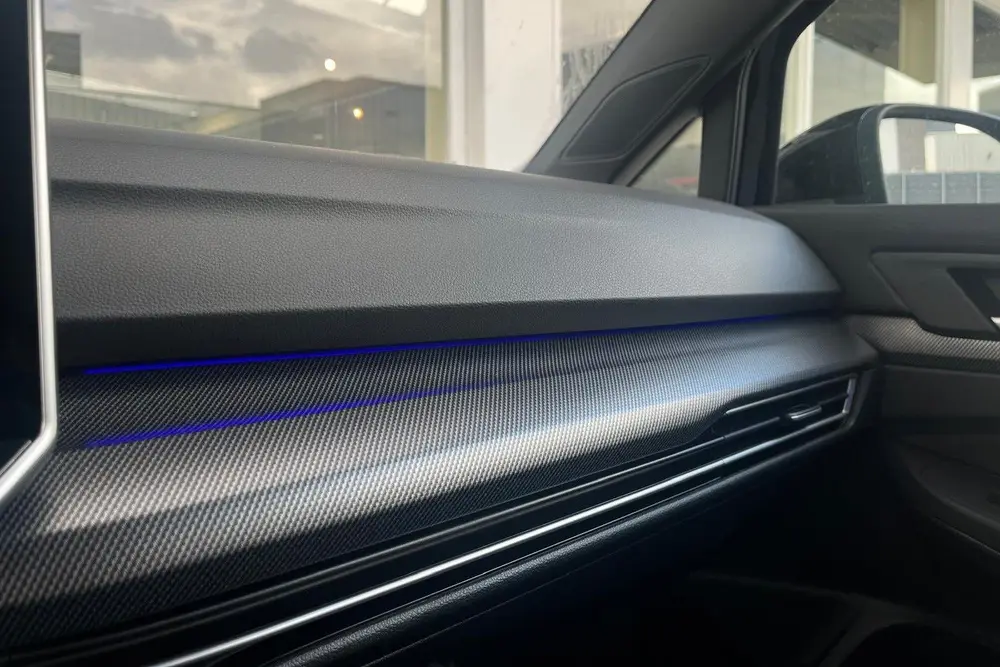 Volkswagen Golf 1.5 eTSI R-Line Edition | MATRIX | ADAPTIVE uit 2024, foto 17