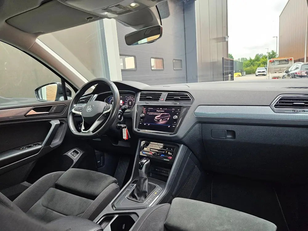 Volkswagen Tiguan 1.4 TSI eHybrid Business+ Carplay Camera uit 2021, foto 16