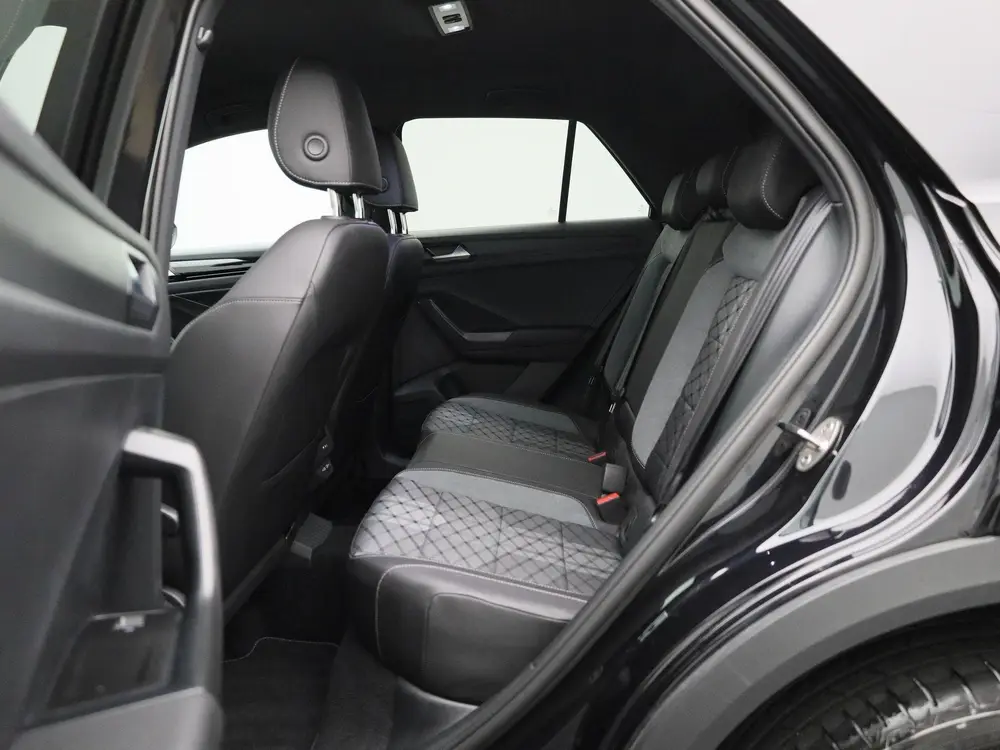 Volkswagen T-Roc 1.5 TSI R-Line Edition | Automaat | Navigat uit 2025, foto 12