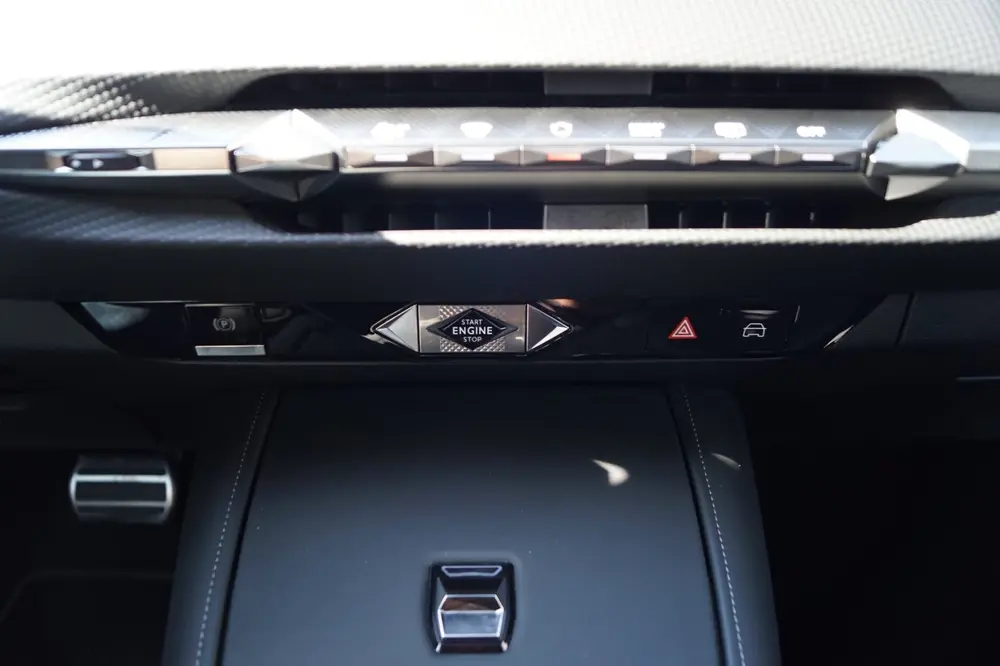 DS Automobiles DS 4 DS 4 1.2 PureTech Rivoli Autom Leder Sport uit 2022, foto 16