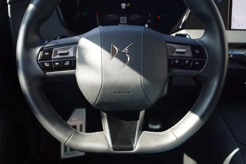 DS Automobiles DS 4 DS 4 1.2 PureTech Rivoli Autom Leder Sport uit 2022, foto 18