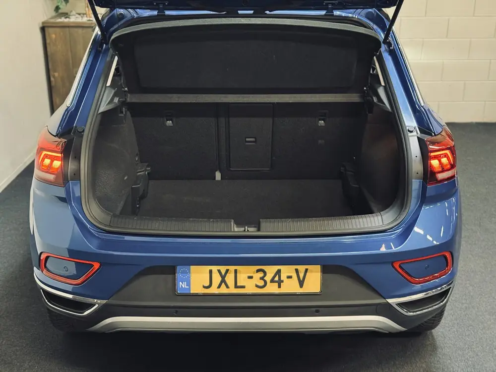 Volkswagen T-Roc 1.5 TSI DSG Style | IQ Light | Camera | Sto uit 2023, foto 6