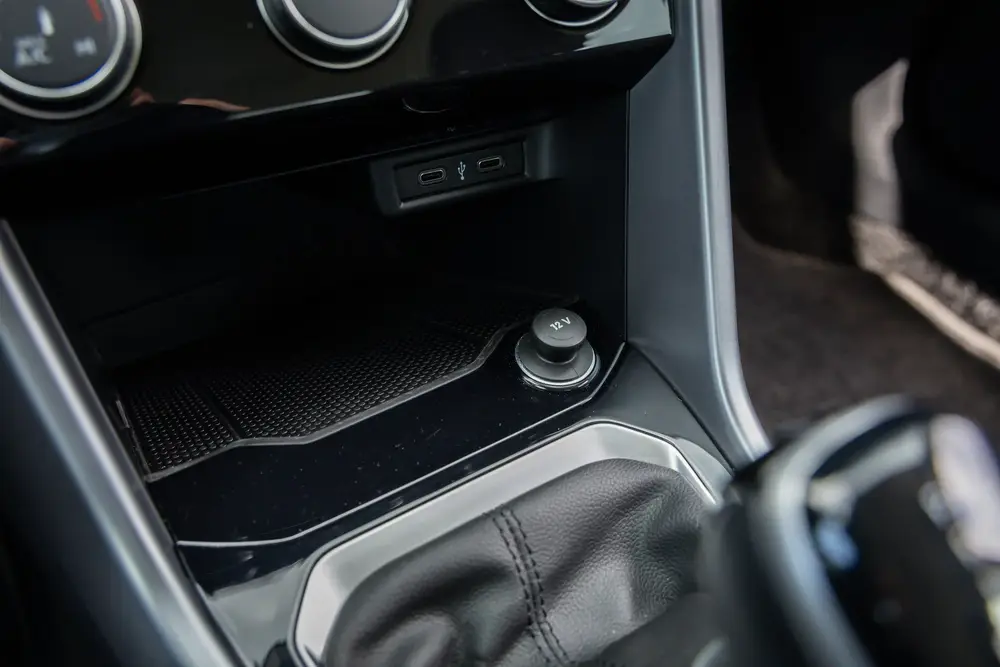 Volkswagen T-Roc 1.5 TSI Life nlauto Stoelverwarming | PDC | uit 2023, foto 18