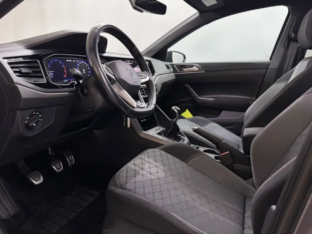 Volkswagen Polo 1.0 TSI R-Line / Pano / IQ-light / Virtual / uit 2022, foto 16