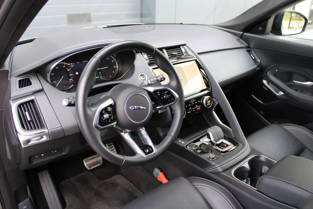 Jaguar E-Pace 1.5 P300e AWD R-Dynamic HSE | panoramadak | me uit 2023, foto 11
