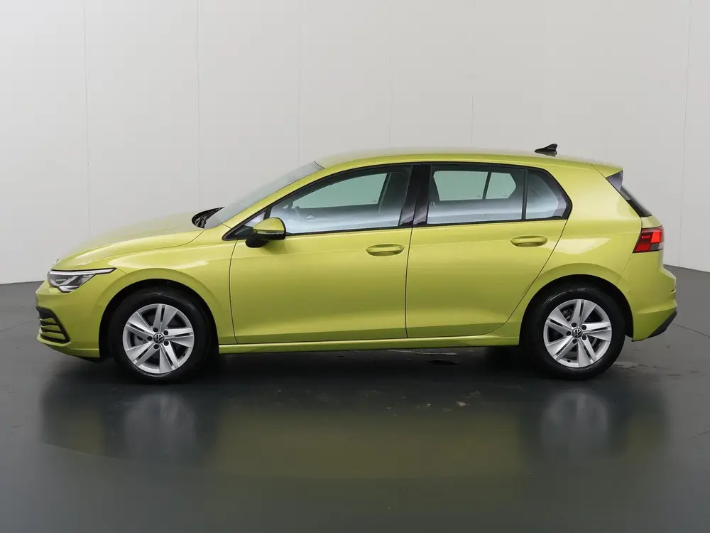 Volkswagen Golf 1.0 eTSI Life | Trekhaak | Navigatie | Cruis uit 2021, foto 5