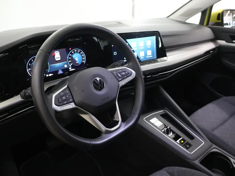 Volkswagen Golf 1.0 eTSI Life | Trekhaak | Navigatie | Cruis uit 2021, foto 7