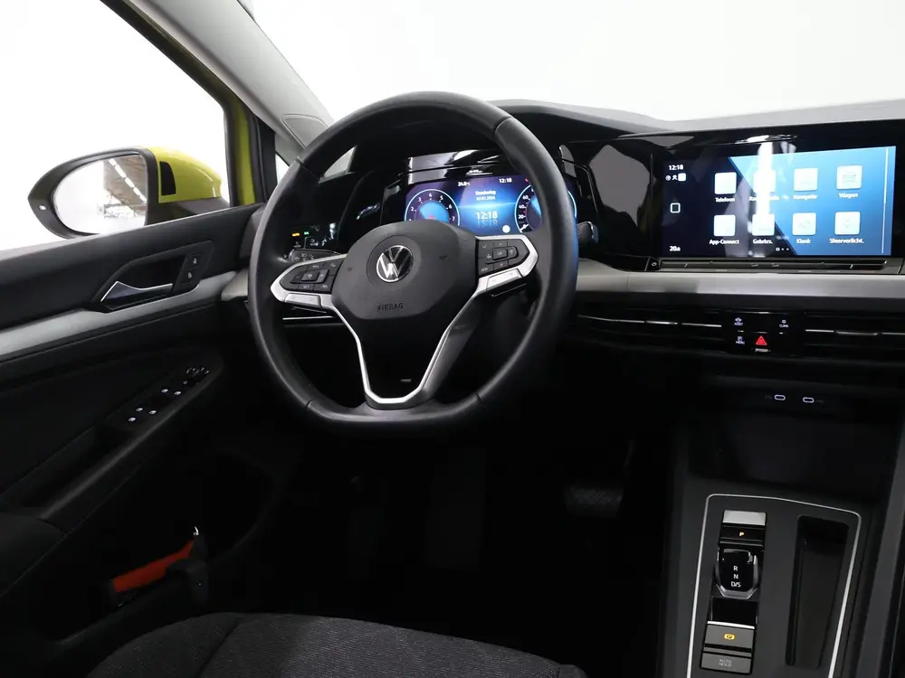 Volkswagen Golf 1.0 eTSI Life | Trekhaak | Navigatie | Cruis uit 2021, foto 9