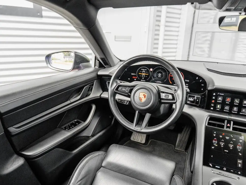 Porsche Taycan 4S Performance 93 kWh uit 2020, foto 12