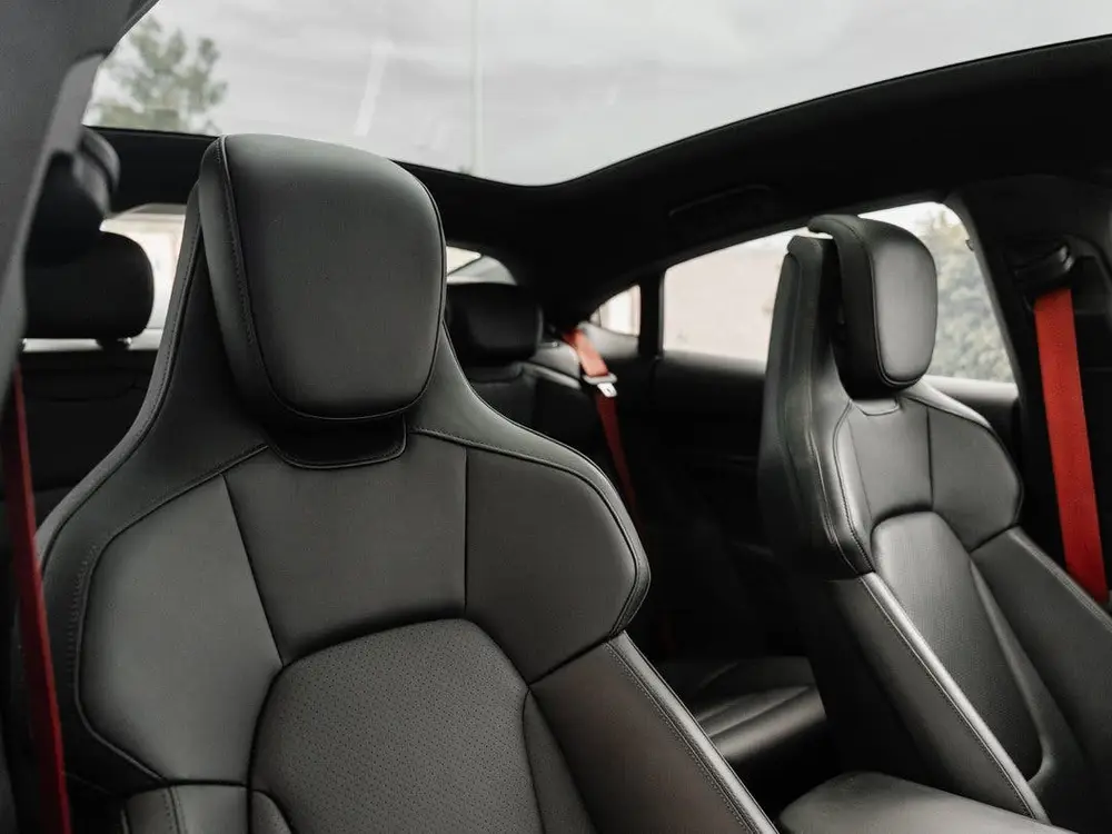 Porsche Taycan 4S Performance 93 kWh uit 2020, foto 16