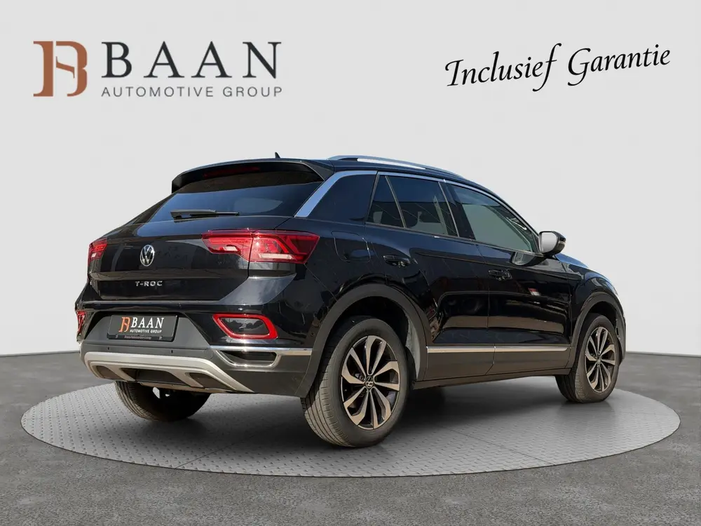 Volkswagen T-Roc 1.5 TSI Style|150PK|ACC|IQ.Light|Winterpack uit 2023, foto 2