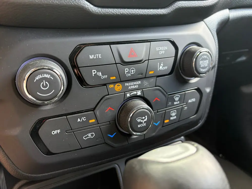 Jeep Renegade 1.3T-e Limited automaat uit 2019, foto 14