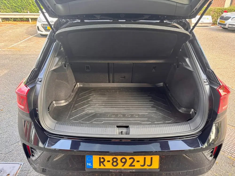 Volkswagen T-Roc 1.5 TSI R-Line,Camera,Navi,Trekhaak uit 2022, foto 14