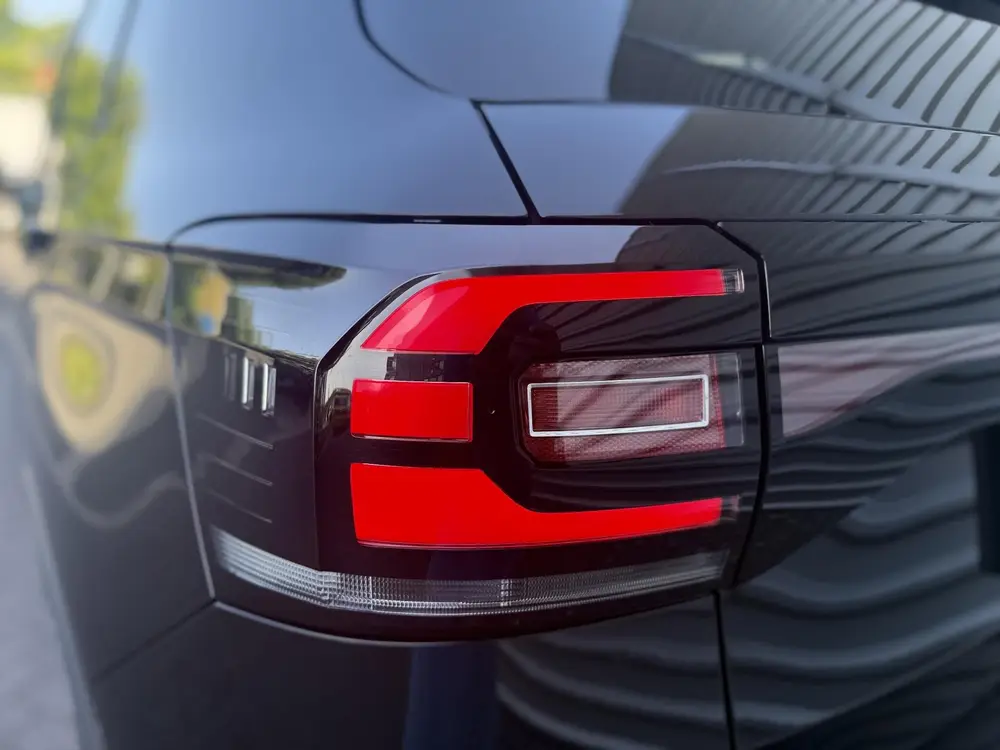 Volkswagen T-Cross 1.0 110pk TSI Style | Parkeersensoren voo uit 2023, foto 12
