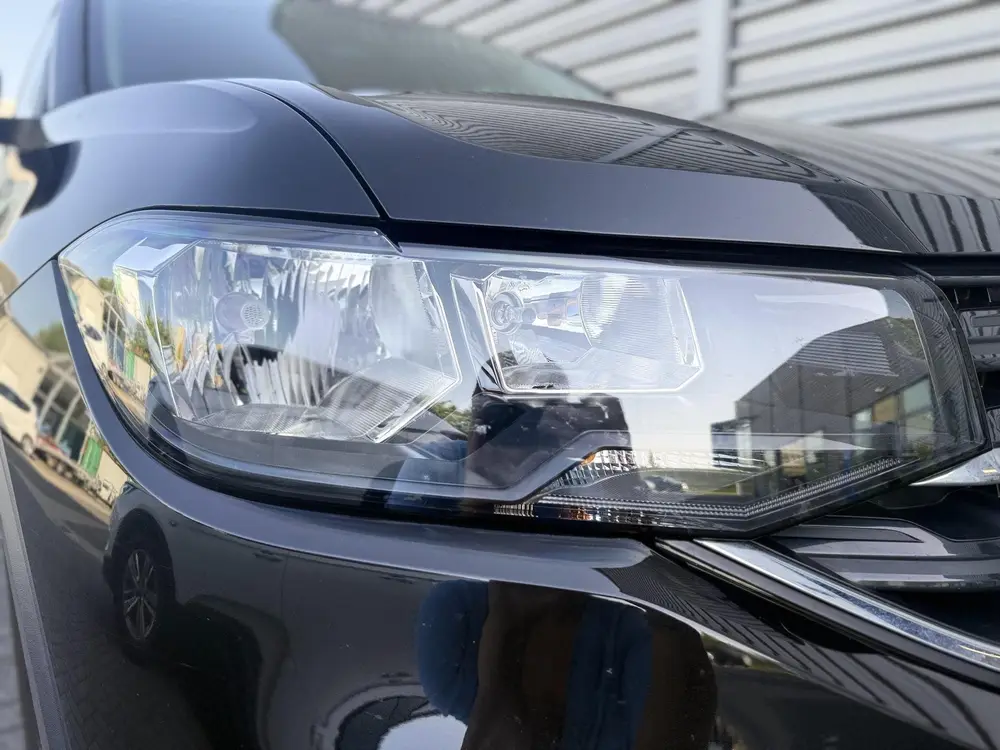 Volkswagen T-Cross 1.0 110pk TSI Style | Parkeersensoren voo uit 2023, foto 20