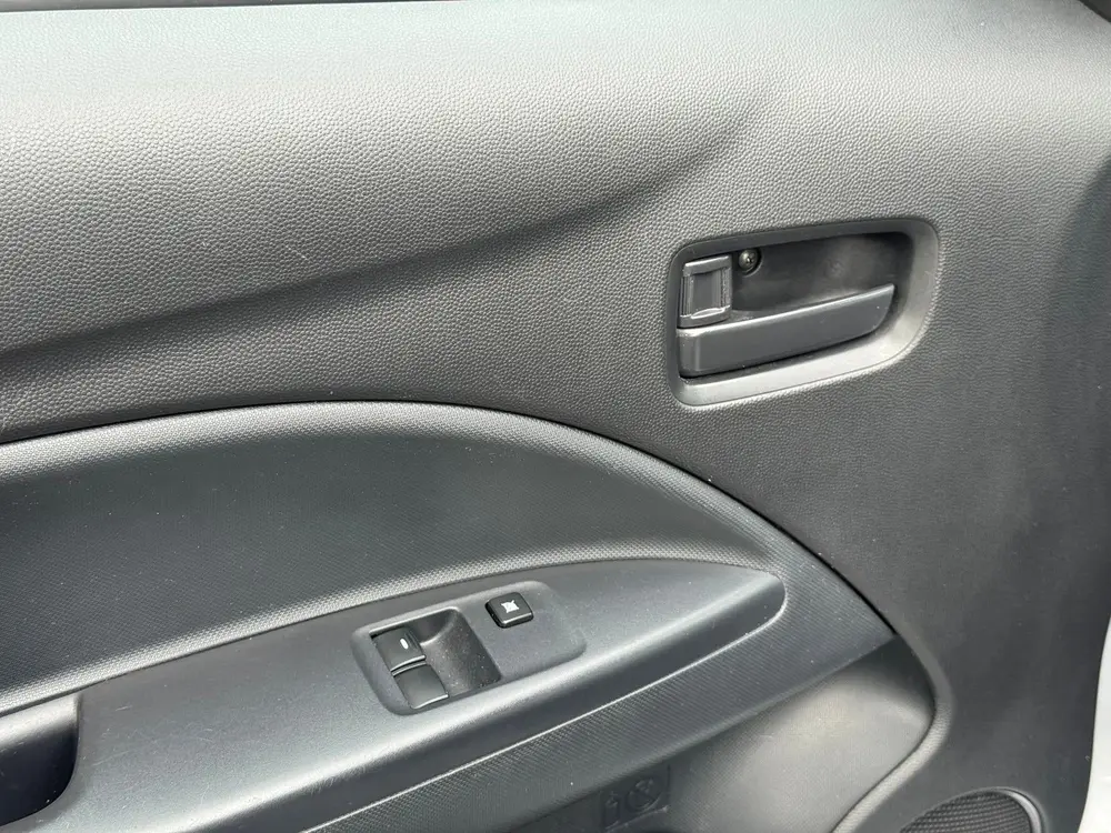 Mitsubishi Space Star 1.0 Cool+ uit 2019, foto 11