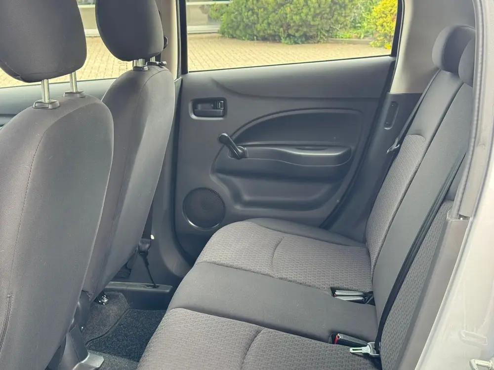 Mitsubishi Space Star 1.0 Cool+ uit 2019, foto 9