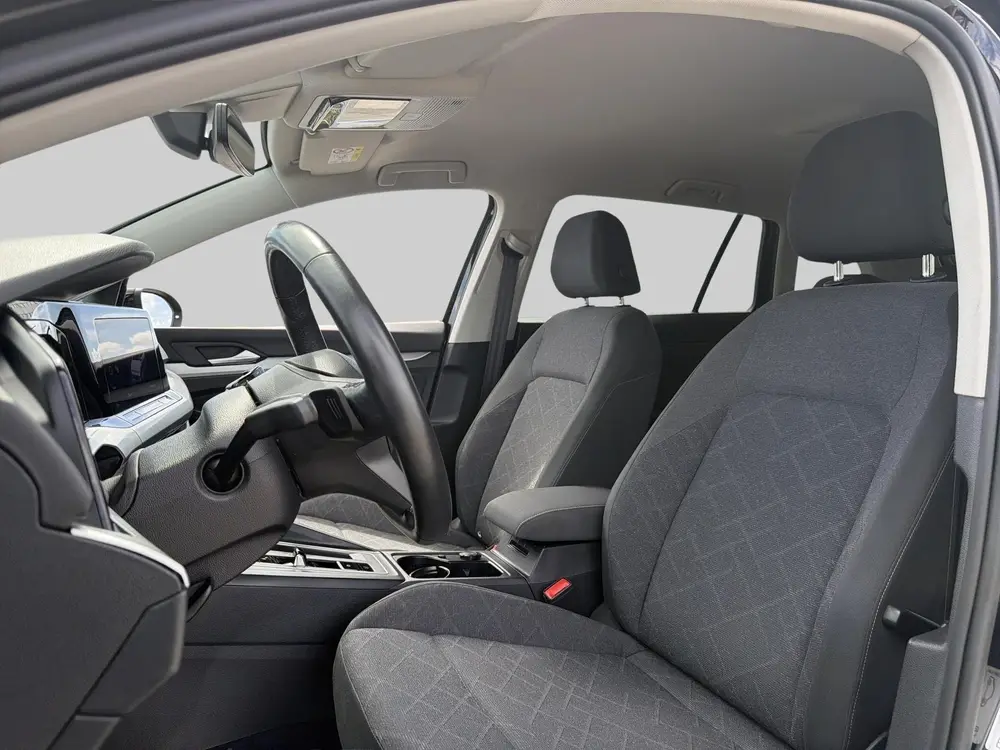Volkswagen Golf Variant LIFE 1.0 TSI 110PK DSG NAVI 20 INCH uit 2022, foto 14