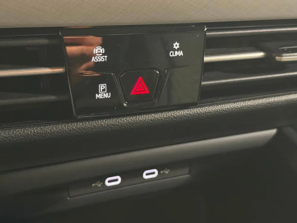 Volkswagen Golf 1.5 eTSI Life Edition | Stoel/Stuurverwarmin uit 2025, foto 16