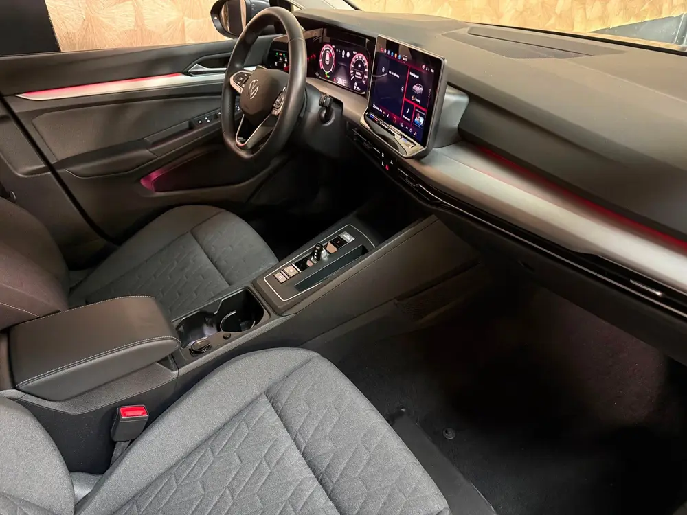Volkswagen Golf 1.5 eTSI Life Edition | Stoel/Stuurverwarmin uit 2025, foto 9