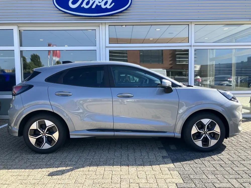 Ford Puma Gen-E 44 kWh Navigatie uit 2025, foto 4
