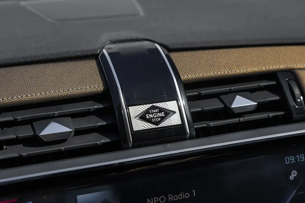 DS Automobiles 7 Crossback DS 7 Crossback E-Tense Business Plug in Hyb 360 Camera | PDC uit 2021, foto 20