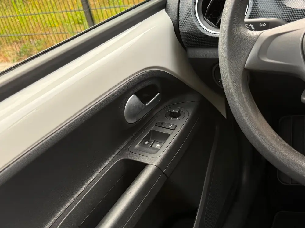 Volkswagen Up! 1.0 BMT move up!| Bluetooth | AIRCO | BTW uit 2019, foto 13