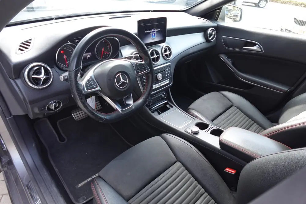 Mercedes-Benz CLA 180 Business Solution AMG STOELVERW uit 2019, foto 3