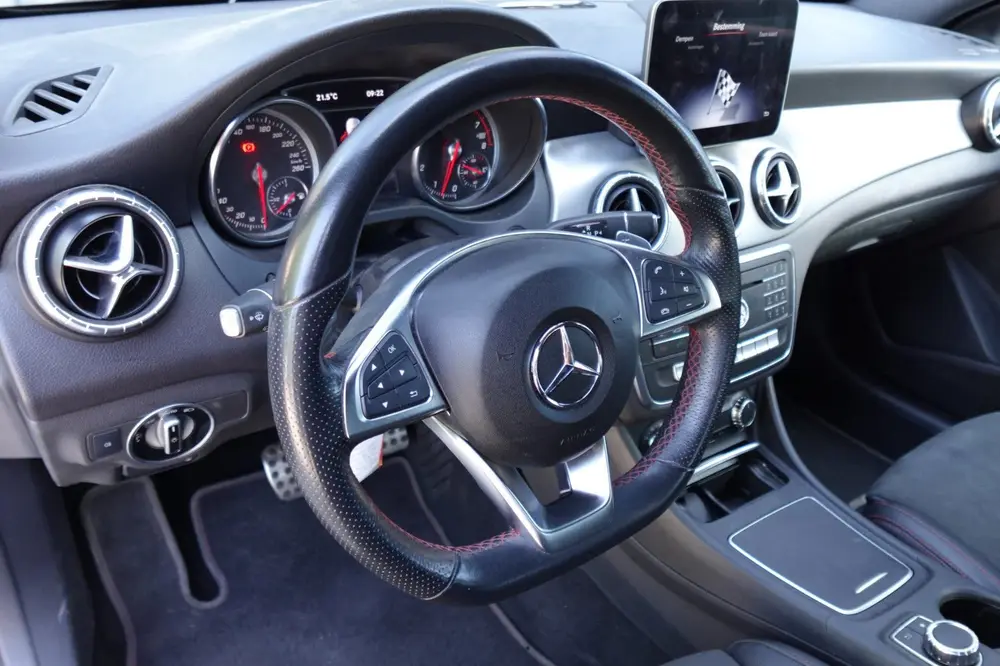 Mercedes-Benz CLA 180 Business Solution AMG STOELVERW uit 2019, foto 7