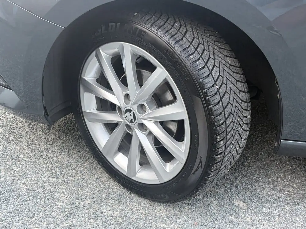Skoda Fabia 1.0 Business Edition uit 2019, foto 13