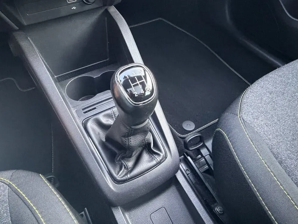 Skoda Fabia 1.0 Business Edition uit 2019, foto 19
