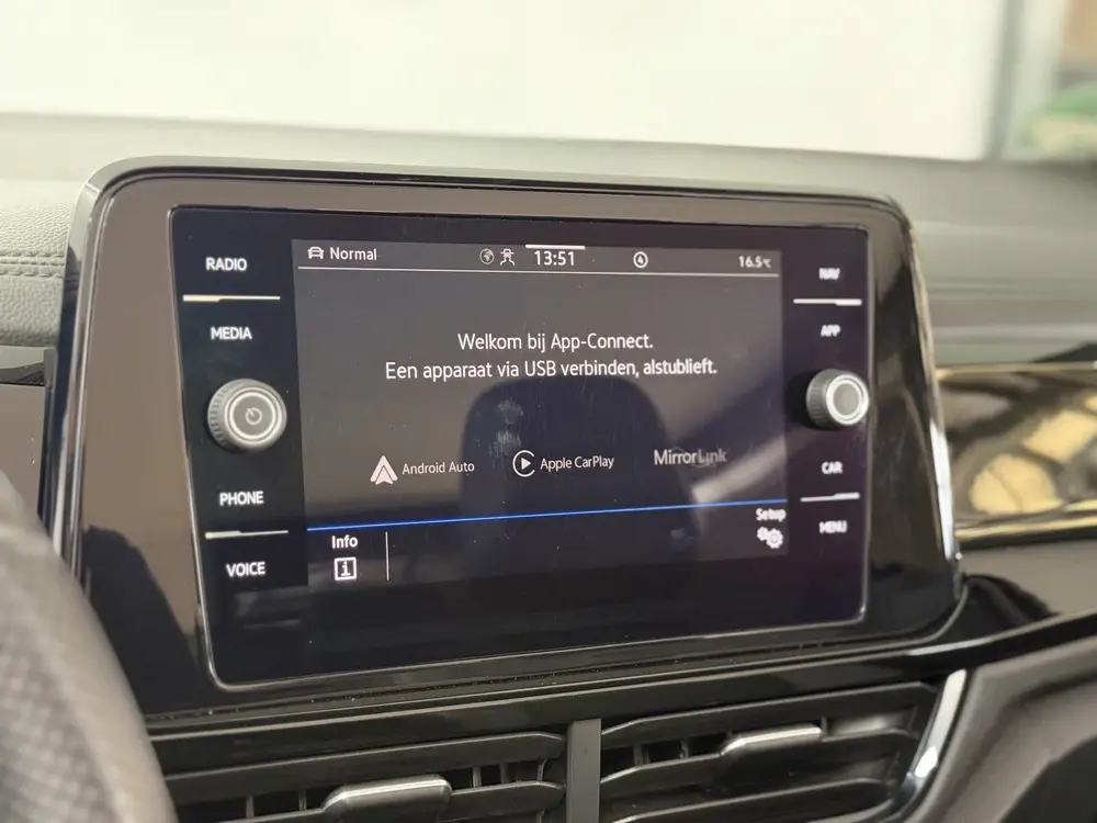 Volkswagen T-Roc Cabrio 1.5 TSI R-Line 150PK DSG | Virtual | uit 2022, foto 20