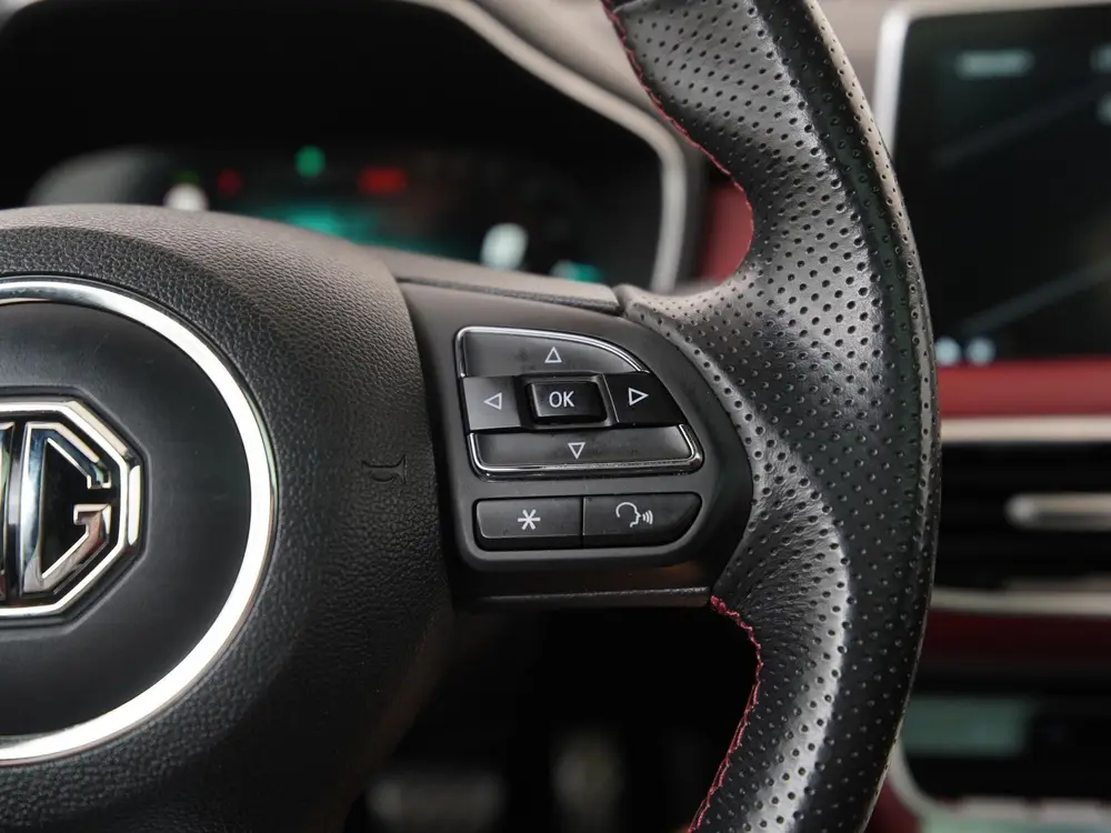 MG EHS 1.5 TGDI Luxury PHEV | SOH 89% | Trekhaak | Panoramad uit 2022, foto 10