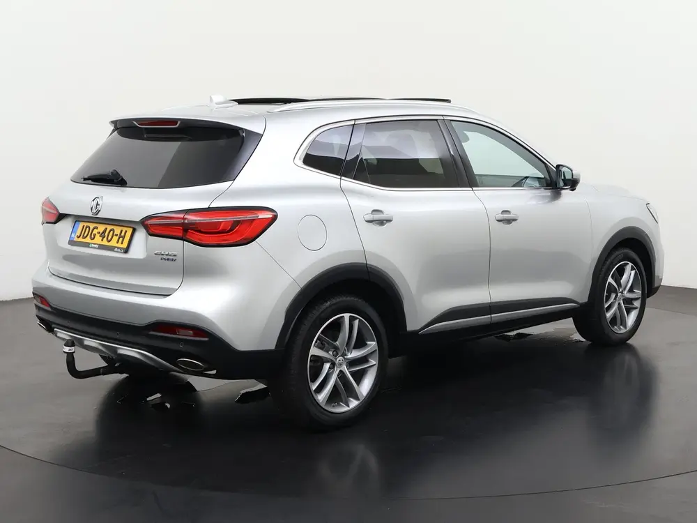 MG EHS 1.5 TGDI Luxury PHEV | SOH 89% | Trekhaak | Panoramad uit 2022, foto 4