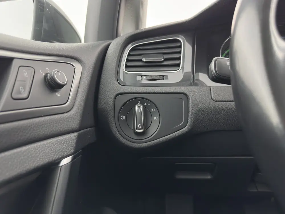 Volkswagen E-Golf E-dition {SoH-90%} (INCL-BTW) Aut. *ADAPTI uit 2020, foto 17