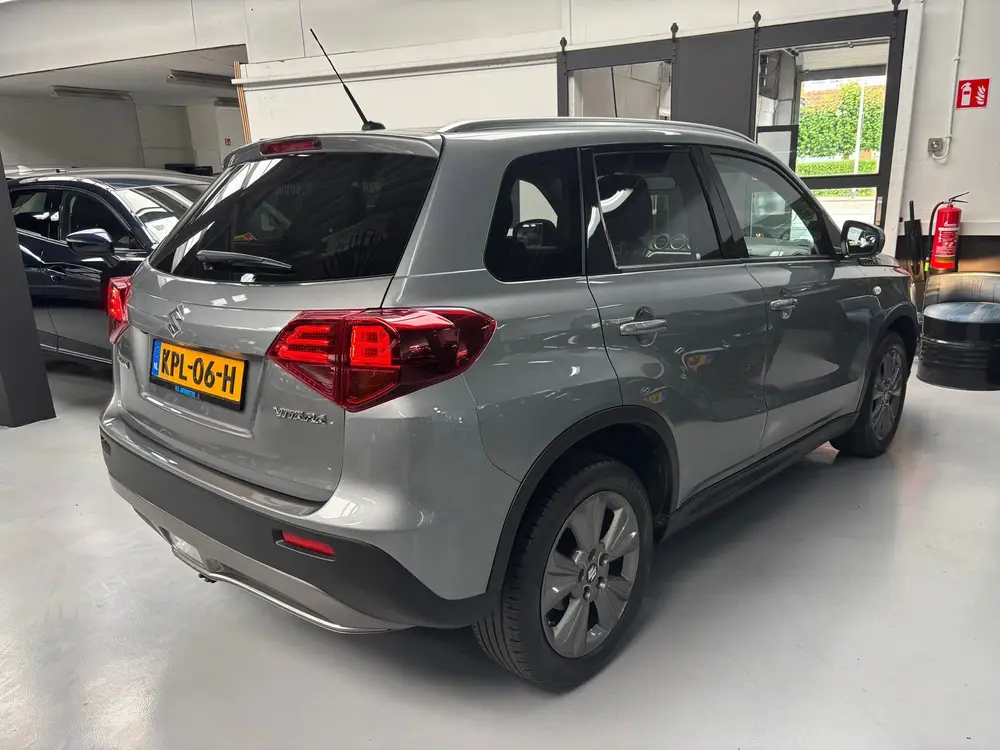 Suzuki Vitara 1.4 Boosterjet Select / Camera / Navigatie / A uit 2019, foto 5