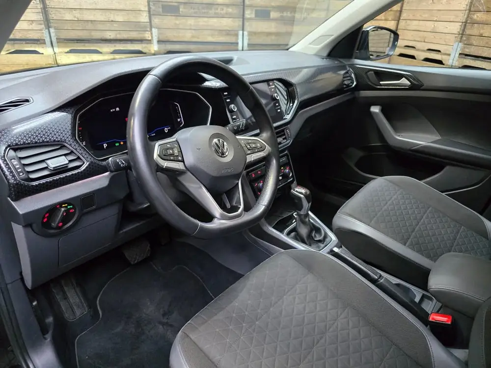 Volkswagen T-Cross 1.0 TSI Style 1.0 TSI Style Navi Clima LM uit 2019, foto 3