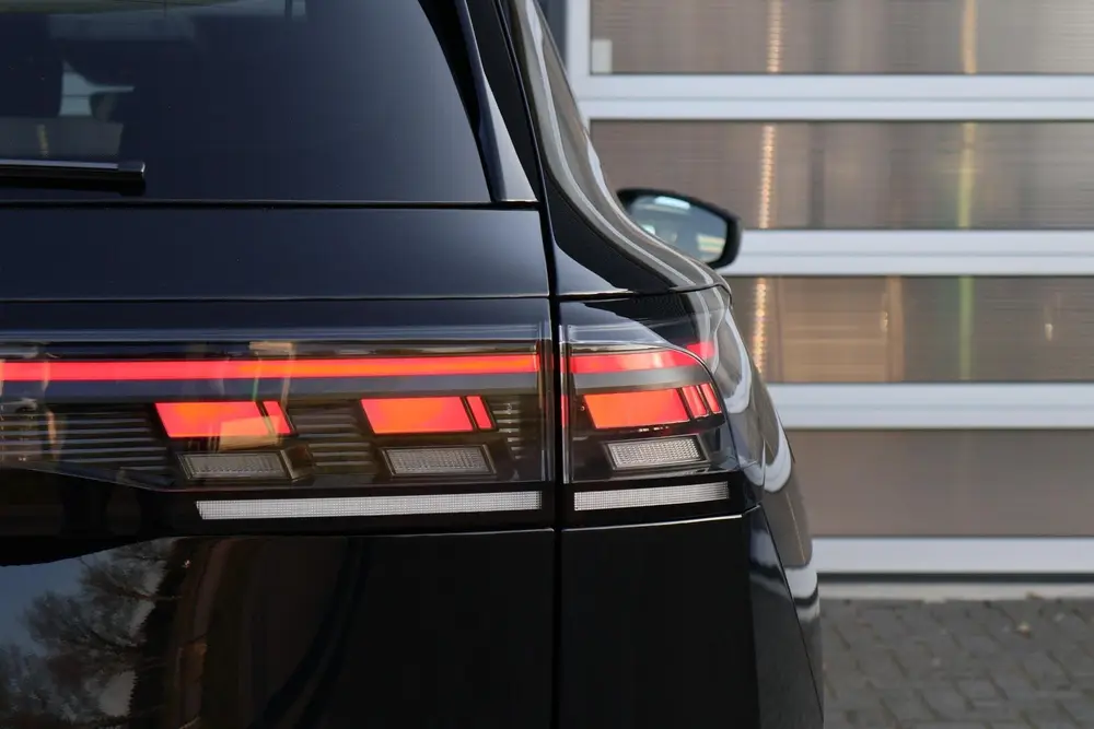 Volkswagen Tiguan 1.5 eTSI 150pk DSG Life Edition | Panorama uit 2025, foto 17
