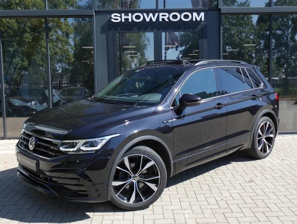 Volkswagen Tiguan 1.5 TSI R-Line PANO KEYLESS CAM uit 2023