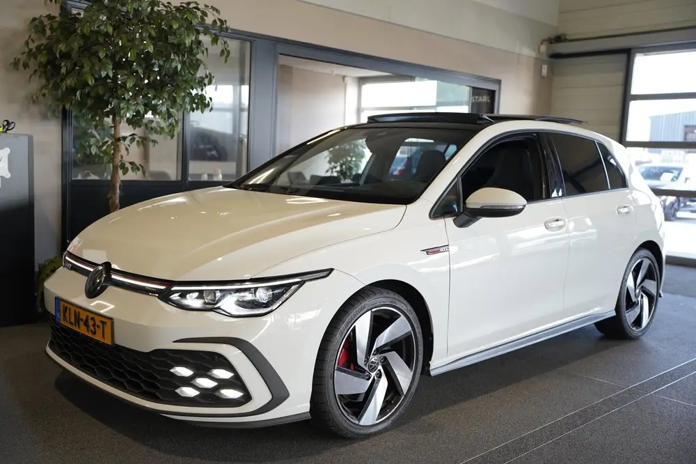 Volkswagen Golf 8 2.0 TSI GTI 245PK DSG Pano Led ACC Trekhaa uit 2024, foto 13