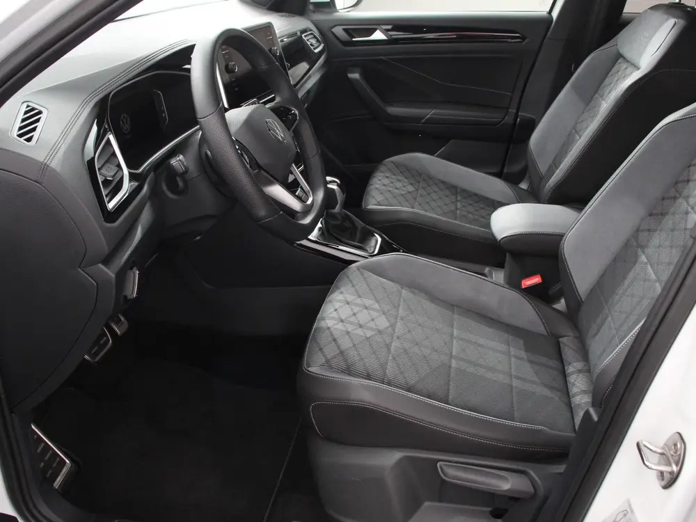 Volkswagen T-Roc 1.5 TSI 150pk Automaat R-Line Edition Navig uit 2025, foto 20