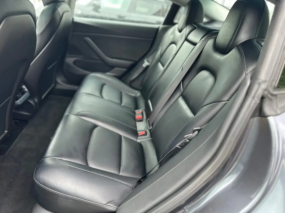 Tesla Model 3 Standard RWD Plus 60 kWh, SOH %84 uit 2019, foto 13